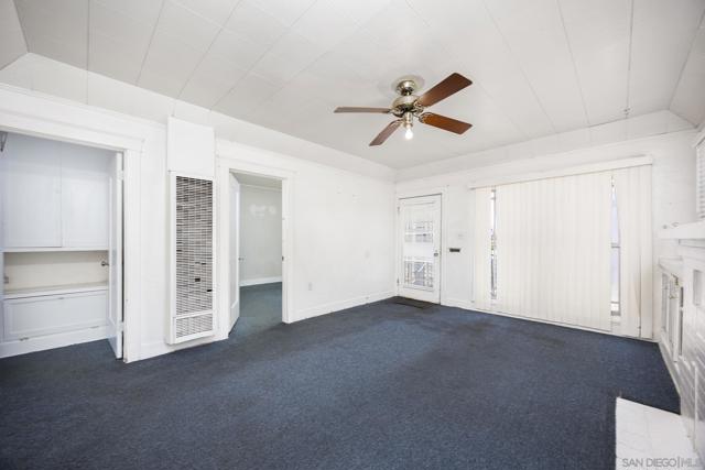 4276 35Th St, San Diego CA: https://media.crmls.org/mediaz/4da4076d-e4fe-4052-84f5-bd46eb2034ab.jpg