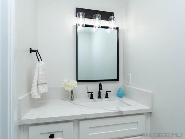 Image 10 of 33 For 1064 11th Street  Unit #1