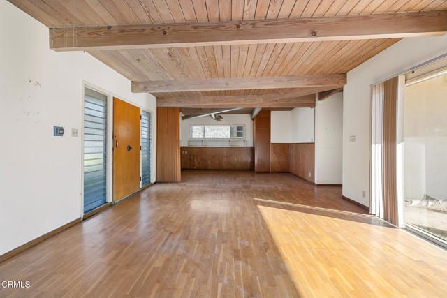 Detail Gallery Image 3 of 15 For 630 W Roderick Ave, Oxnard,  CA 93030 - 3 Beds | 2 Baths