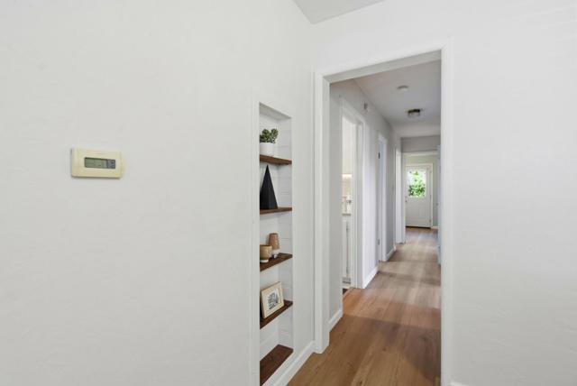 Image 7 of 31 For 240 Sawyer Street