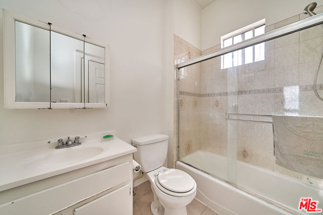 1224 Dewey Avenue, Los Angeles CA: https://media.crmls.org/mediaz/4da68072-7ae1-4525-ae13-efcdf373a8ef.jpg