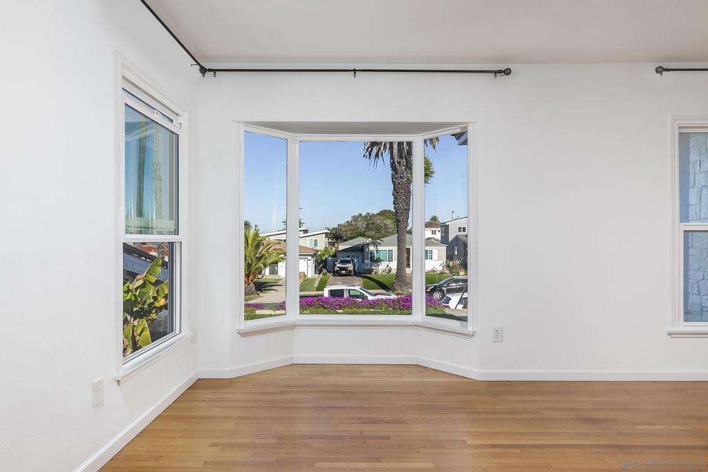 MLS #250045943SD image #20