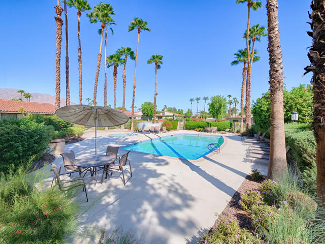 1150 Via Tenis, Palm Springs, CA 92262