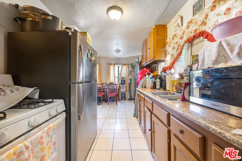 MLS #25570667 img 33