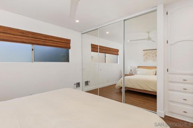 Image 27 of 52 For 4627 Park Dr