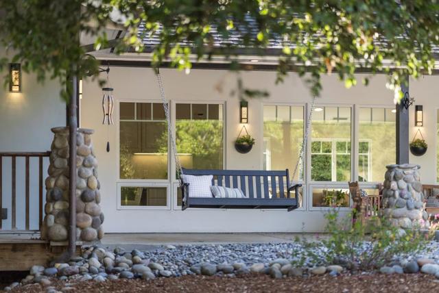 121 Day Valley Lane, Aptos CA: https://media.crmls.org/mediaz/4daaede7-1a0e-47e5-9d10-8d619916c88d.jpg