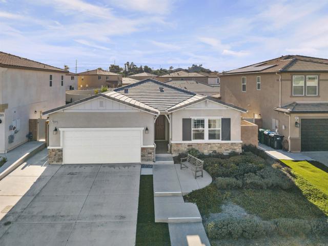 30491 De Caron Street, Murrieta CA: https://media.crmls.org/mediaz/4daba8dc-4110-4a90-80bf-1b656dce28e1.jpg