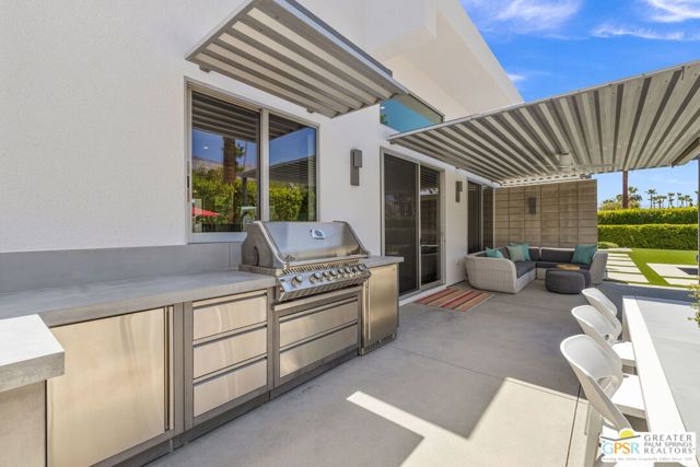1449 N Via Miraleste, Palm Springs CA: https://media.crmls.org/mediaz/4dac12ee-2d8c-433a-b985-dd9a752429db.jpg