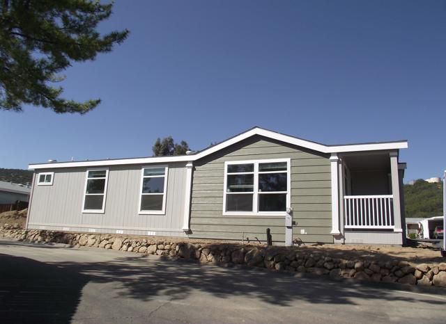 35109 Highway 79, Warner Springs CA: https://media.crmls.org/mediaz/4dadc16f-ab71-464e-8b9c-dd422b872a78.jpg