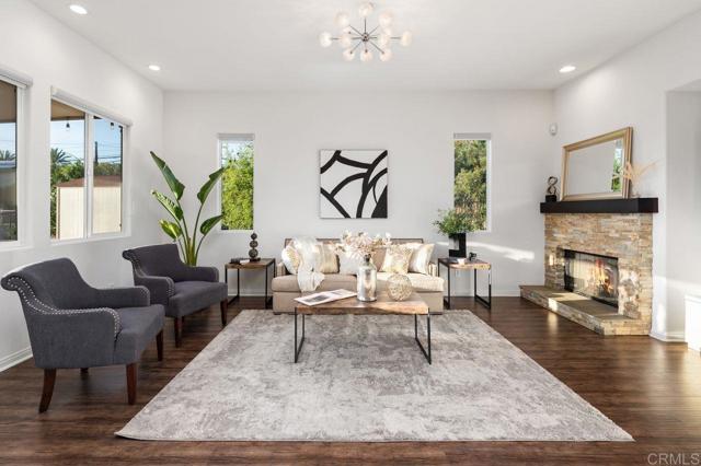 Image 24 of 54 For 688 Sandra Lane