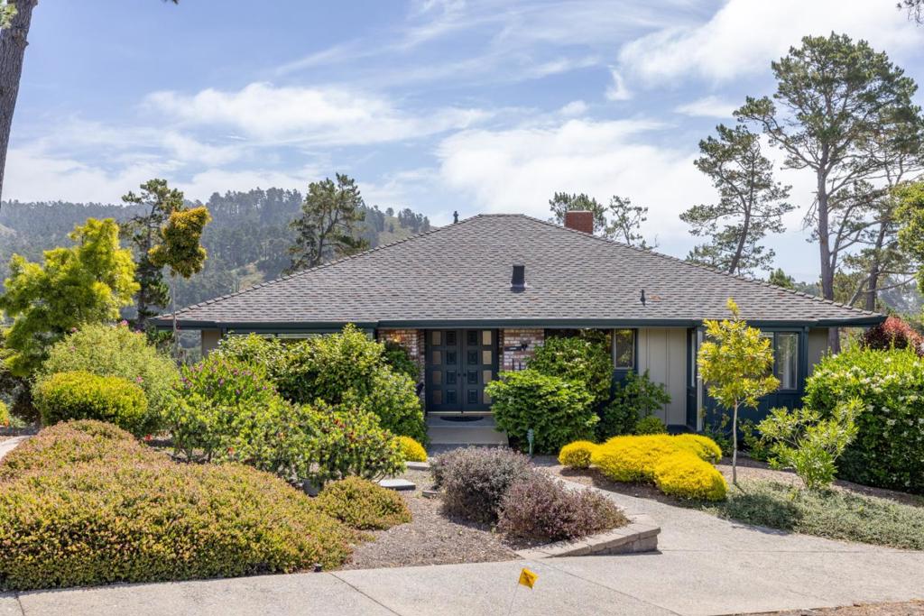 254 Del Mesa