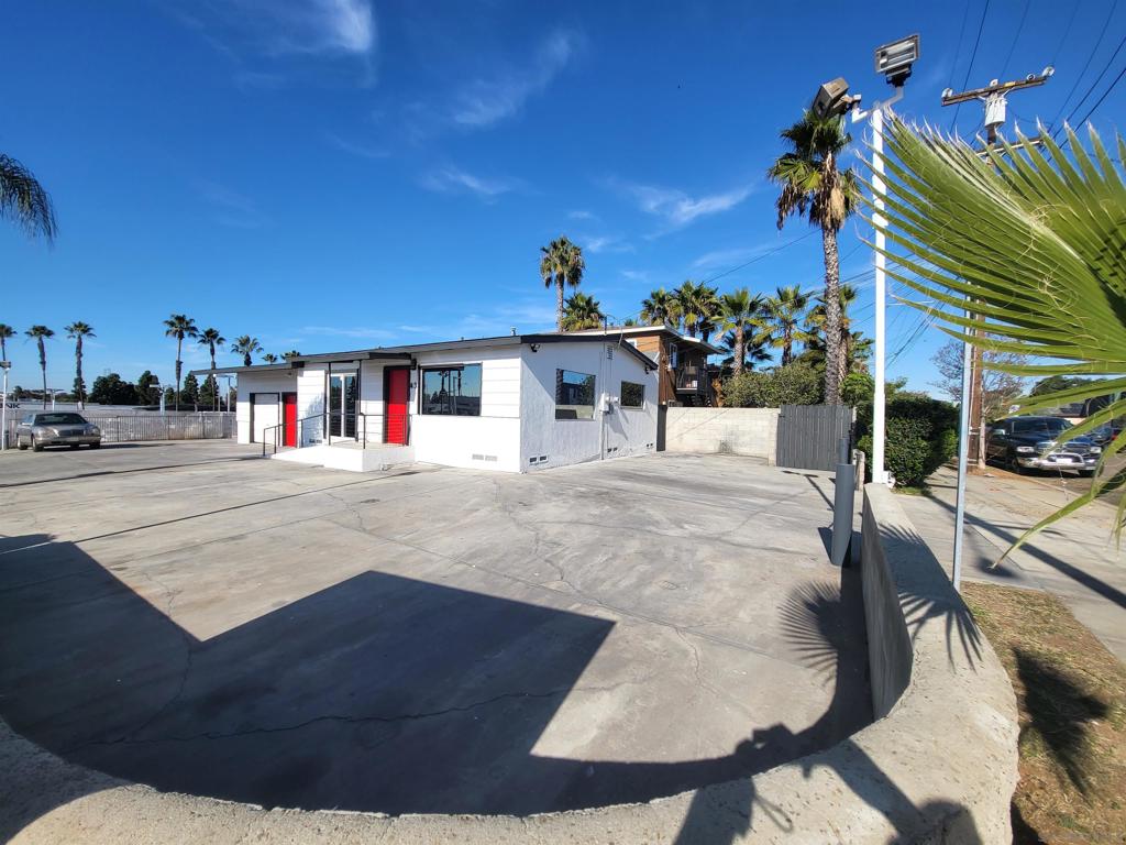 MLS #250032799SD image #17