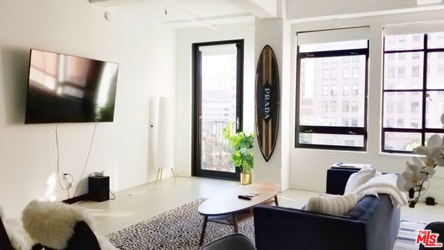 849 S Broadway, Los Angeles CA: https://media.crmls.org/mediaz/4db1897f-f9a8-4a2c-90d2-1477b27b6593.jpg