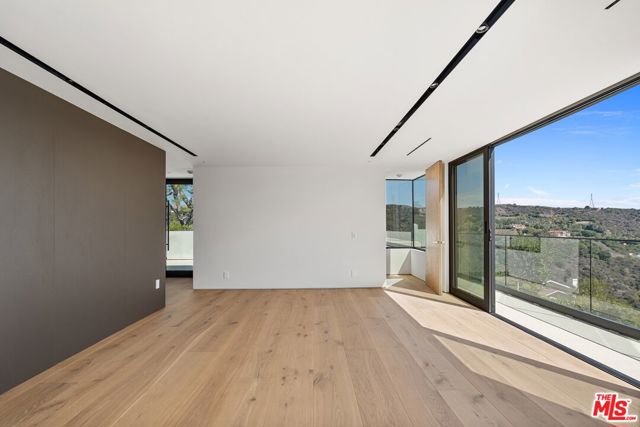 Drew Fenton | 2501 Banyan Drive Los Angeles CA | MLS: 7450499 Drew Fenton | 2501 Banyan Drive Los Angeles CA | MLS: 7450499