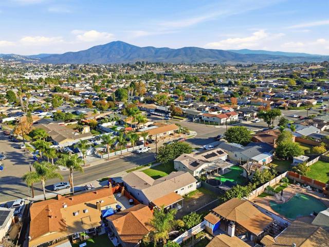 738 Carlsbad Street, Spring Valley CA: https://media.crmls.org/mediaz/4db27d21-46e0-4427-bda4-22952a14f6f0.jpg