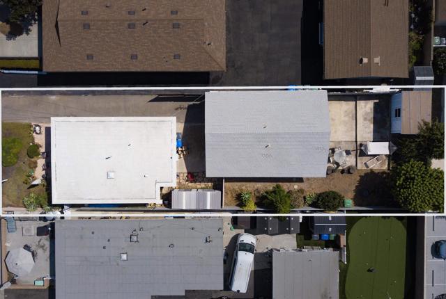 157 MAPLE AVE., Carlsbad CA: https://media.crmls.org/mediaz/4db288d1-59ef-4dac-9110-4e6fe58dd87b.jpg