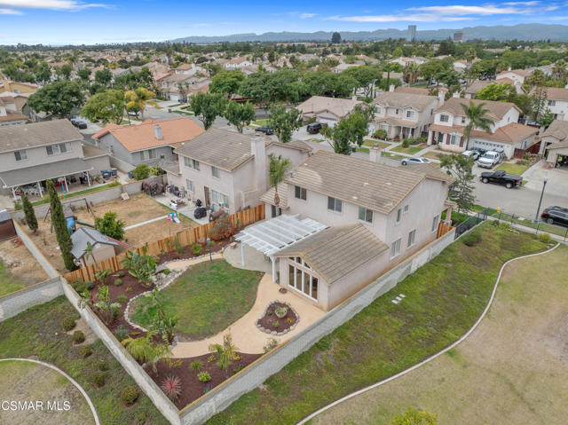 1532 Lorena Drive, Oxnard CA: https://media.crmls.org/mediaz/4db2b636-6660-470e-a91e-1b0076fe490c.jpg