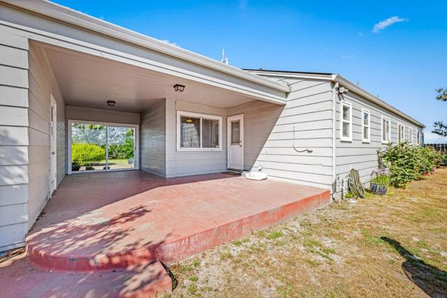 4211 Bolsa Road, Hollister CA: https://media.crmls.org/mediaz/4db2d8bb-88b0-45fb-bcf4-d99f8e8b8cee.jpg