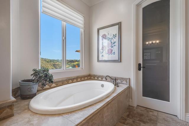 Detail Gallery Image 29 of 48 For 2247 Margarita Glen, Fallbrook,  CA 92028 - 3 Beds | 3/1 Baths