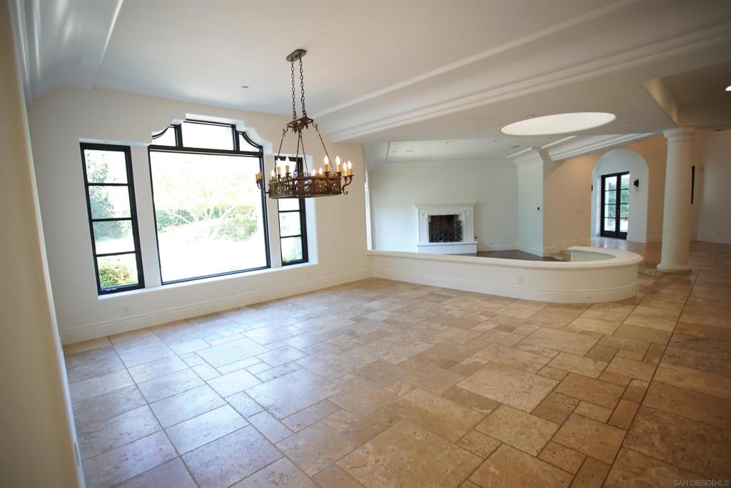 MLS #250032633SD image #7