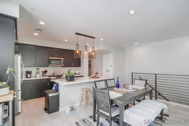2092 Tango Loop, Chula Vista CA: https://media.crmls.org/mediaz/4db5030a-3301-400c-8185-4381311f8e6d.jpg