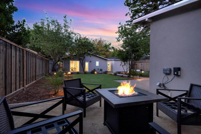 2810 Isabelle Avenue, San Mateo CA: https://media.crmls.org/mediaz/4db50936-2aa5-40f7-8f36-d224c2ab8a62.jpg
