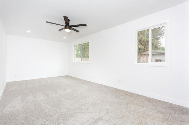 12049 Coping Place, Lakeside CA: https://media.crmls.org/mediaz/4db5cfdb-03ac-4bd2-84bd-a615b19306dd.jpg
