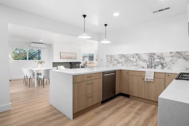 626 Laurent Street, Santa Cruz CA: https://media.crmls.org/mediaz/4db66035-97ac-4d86-a450-15163a1131de.jpg