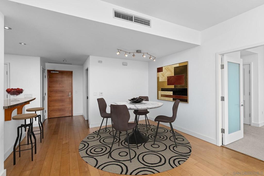 700 E Street - photo 9