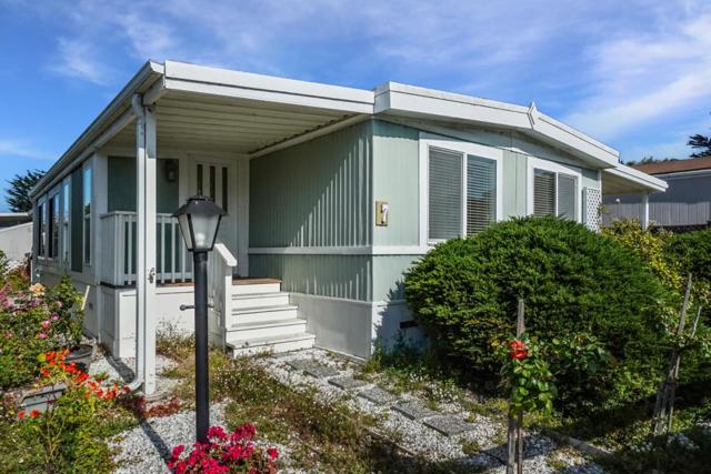 7 Seashell Circle, Half Moon Bay CA: https://media.crmls.org/mediaz/4db68a32-9753-417b-83fa-a99604df1541.jpg