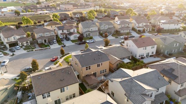 1109 Marsala Cir, Salinas CA: https://media.crmls.org/mediaz/4db69a0c-8607-414b-9008-3684be8b8a36.jpg