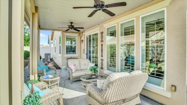 1467 Chestnut Hill Drive, Manteca CA: https://media.crmls.org/mediaz/4db740d3-fb34-4154-8a35-c1f9e1206c3c.jpg