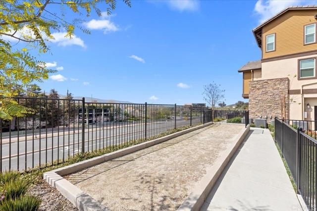 177 Mission Villas Rd, San Marcos CA: https://media.crmls.org/mediaz/4db7837f-cb75-4b34-9063-39e73053ff38.jpg
