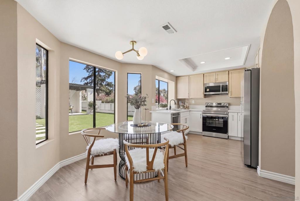 12737 Isocoma - photo 15