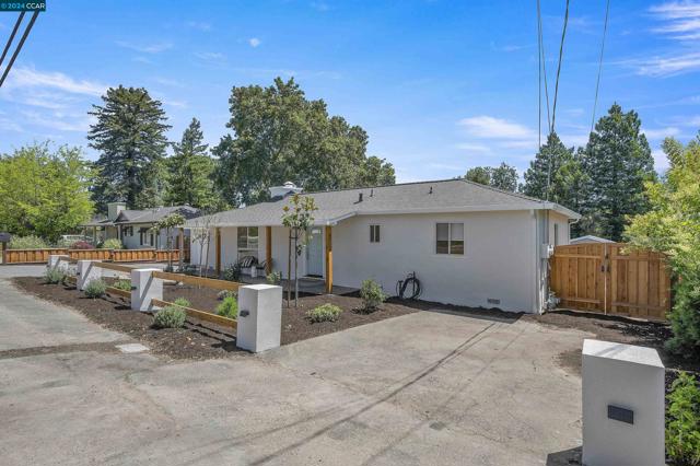 2006 Pleasant Hill Rd, Pleasant Hill, California 94523, 2 Bedrooms Bedrooms, ,1 BathroomBathrooms,Single Family Residence,For Sale,Pleasant Hill Rd,41063344