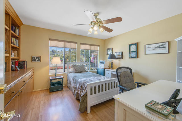 12490 Ridge Drive, Santa Rosa CA: https://media.crmls.org/mediaz/4db8ba15-bfe7-4f85-91fb-05698c44101a.jpg