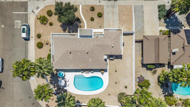 1177 S Farrell Drive, Palm Springs CA: https://media.crmls.org/mediaz/4dbaa609-a0ec-46fc-89d1-2971b66a4f6e.jpg