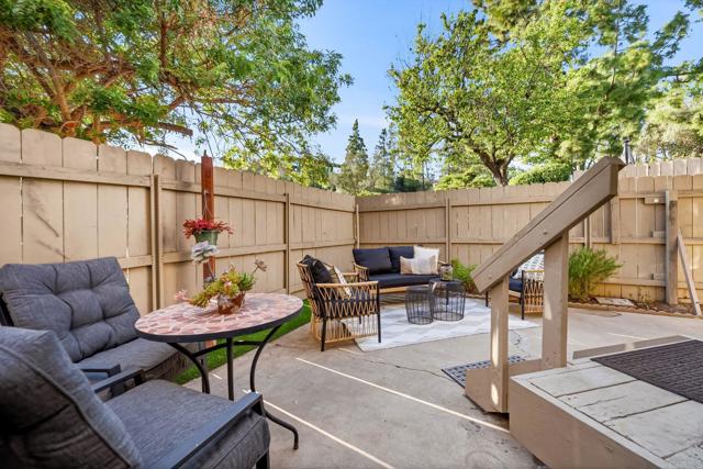 Detail Gallery Image 24 of 41 For 17173 Bernardo Center Dr, San Diego,  CA 92128 - 2 Beds | 2/1 Baths