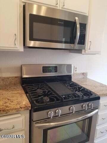 128 Maegan Place, Thousand Oaks CA: https://media.crmls.org/mediaz/4dbc143d-c938-4eb3-ab0d-33c9aa57ac1e.jpg