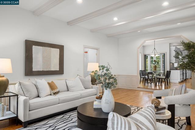 2398 Ironwood Pl, Alamo CA: https://media.crmls.org/mediaz/4dbc6941-f837-4a74-b8a9-5cc86db494c1.jpg