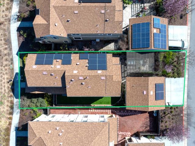 16752 San Clemente Lane, Morgan Hill CA: https://media.crmls.org/mediaz/4dbcbe72-0508-40fa-a248-d2da75e6e108.jpg