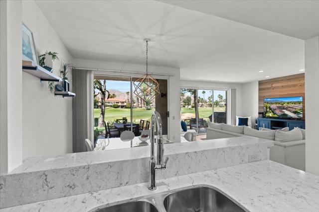 55347 Winged Foot, La Quinta CA: https://media.crmls.org/mediaz/4dbcfd04-547e-4d0d-bdb8-0982481ccd14.jpg