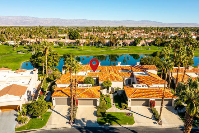 54396 Shoal Creek, La Quinta CA: https://media.crmls.org/mediaz/4dbdd879-6958-4bdc-aa58-6860b8d8dcbd.jpg