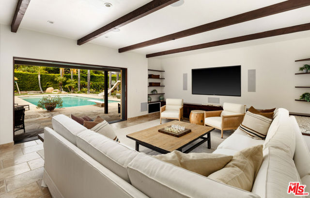 Image 21 of 29 For 930 San Antonio Creek Road