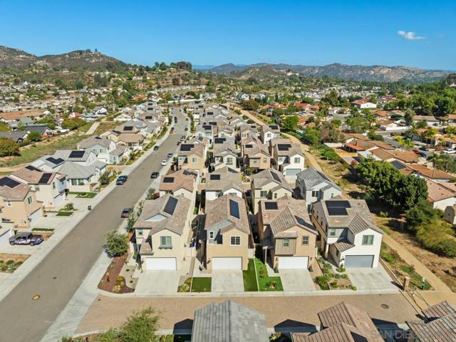 1938 Julie Dawn Pl, Escondido CA: https://media.crmls.org/mediaz/4dbe60e6-e72d-4d05-ba4e-36142332e1eb.jpg
