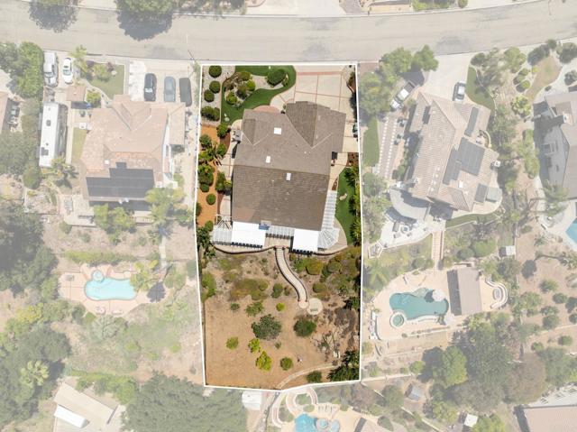 1337 Oak View Way, Escondido CA: https://media.crmls.org/mediaz/4dbec0c4-12be-4b06-8156-559871edb8c8.jpg