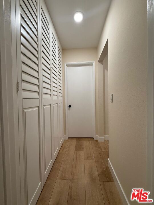 10234 Oklahoma Avenue, Chatsworth CA: https://media.crmls.org/mediaz/4dbf368a-7d85-4224-84f8-0258640525b2.jpg