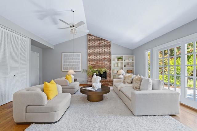 949 Wing Place, Stanford CA: https://media.crmls.org/mediaz/4dbf8caa-09b0-497e-a999-2b903c506a8e.jpg