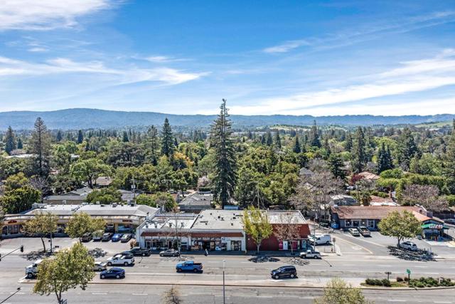 3876 3876 El Camino Real, Palo Alto CA: https://media.crmls.org/mediaz/4dc00a0c-588e-42eb-bf88-198201c33e94.jpg