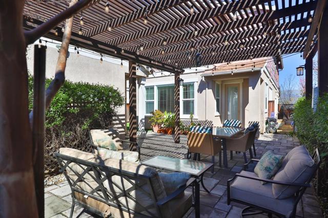 16752 San Clemente Lane, Morgan Hill CA: https://media.crmls.org/mediaz/4dc05a69-e44f-4e95-8204-18527949c625.jpg